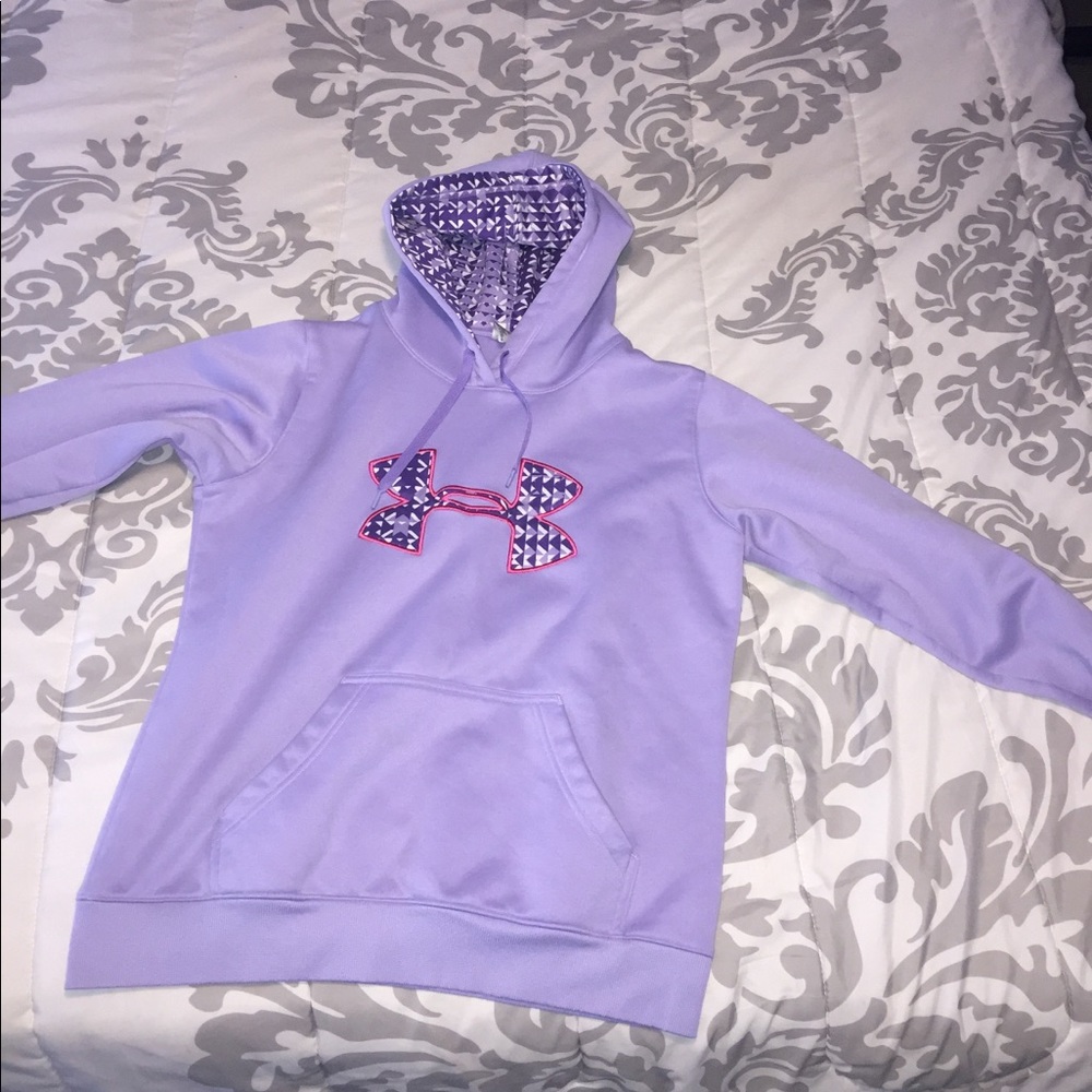 Under amour sweatshirt